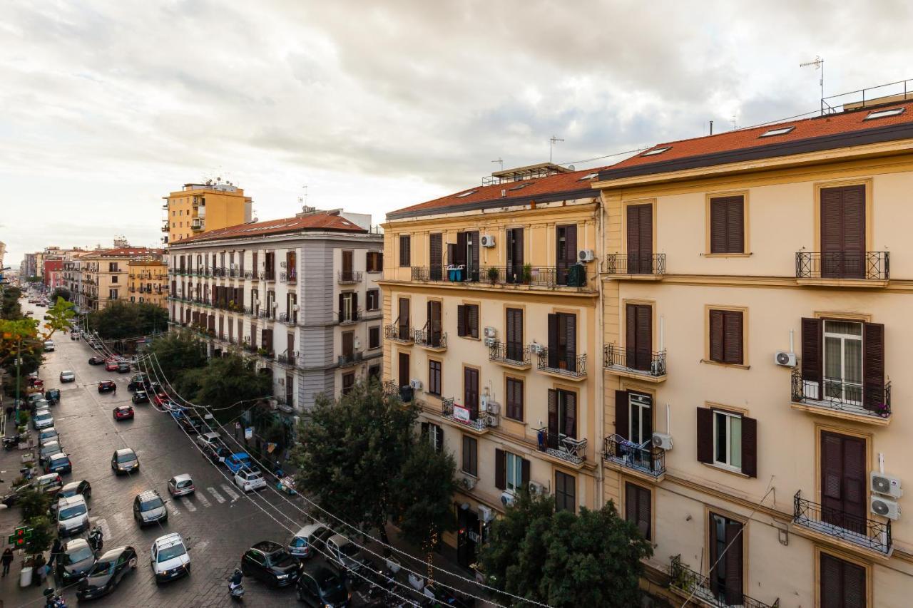 Cairoli - Spacious Close To Central Station * Napoli