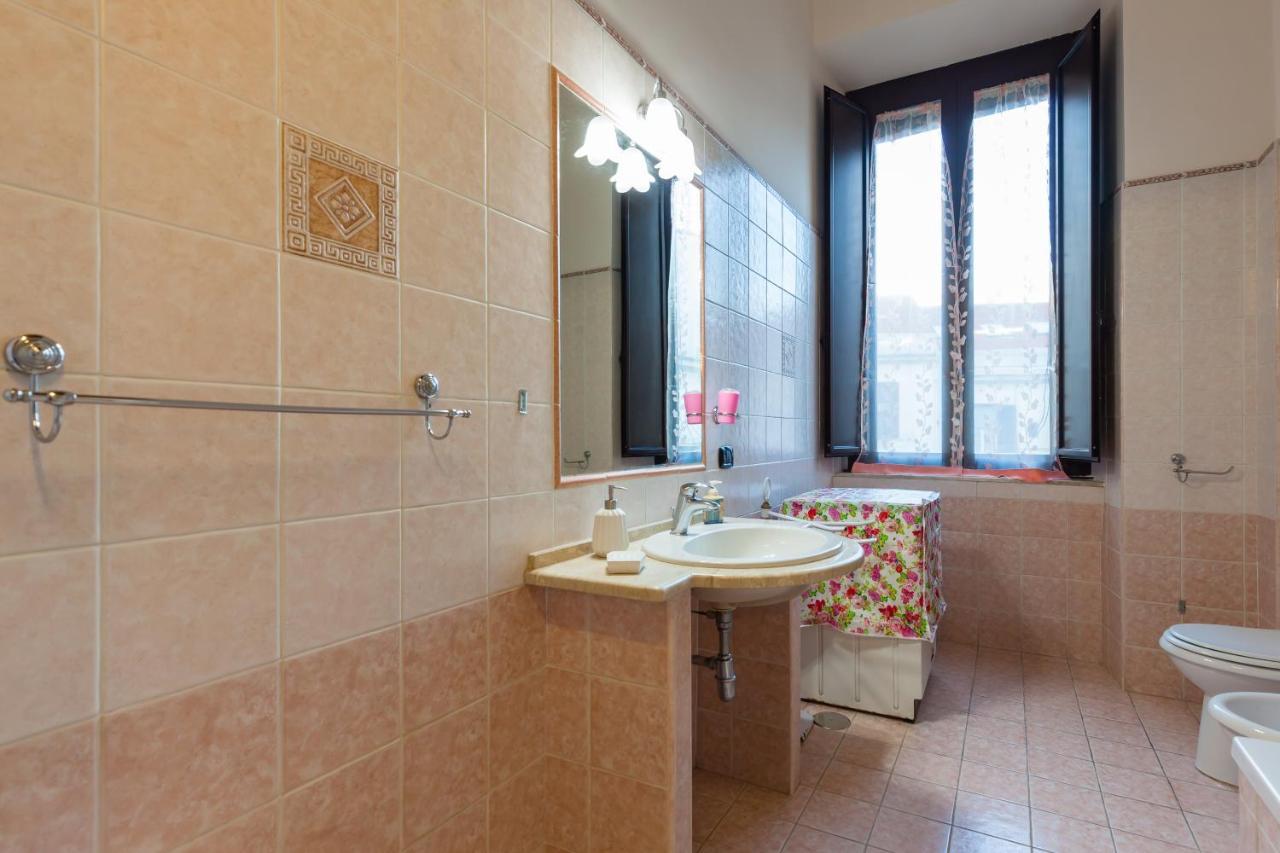Cairoli - Spacious Close To Central Station Appartamento *